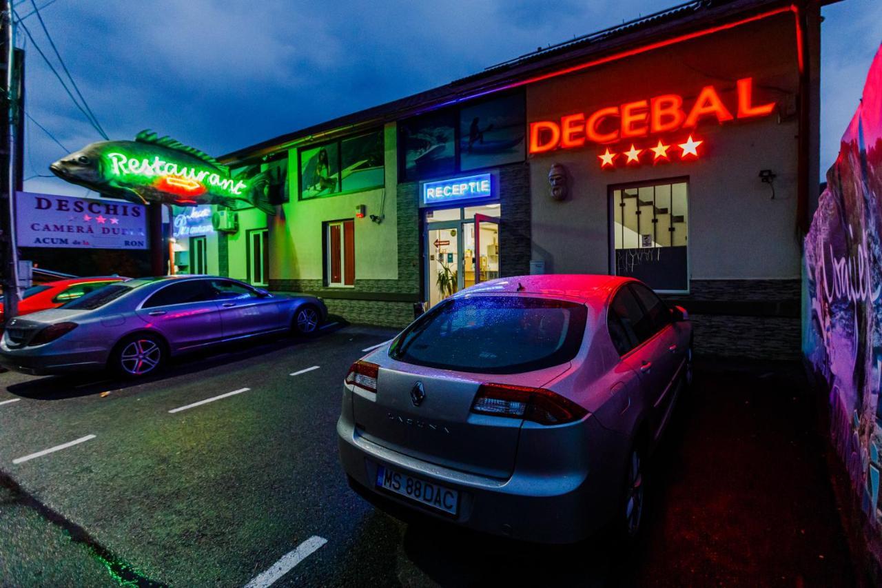 Pensiunea Decebal Resort - Cazanele Dunarii Dubova Exterior foto